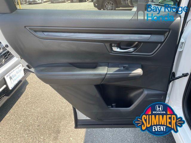 Photo of 2025 Platinum White Pearl Honda CR-V