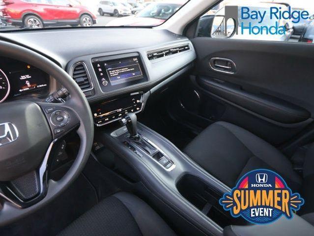 Photo of 2022 Crystal Black Pearl Honda HR-V