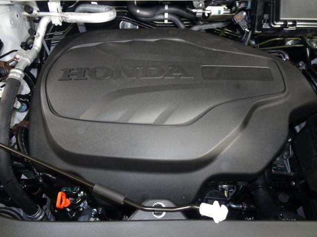 Photo of 2025 Platinum Honda Ridgeline