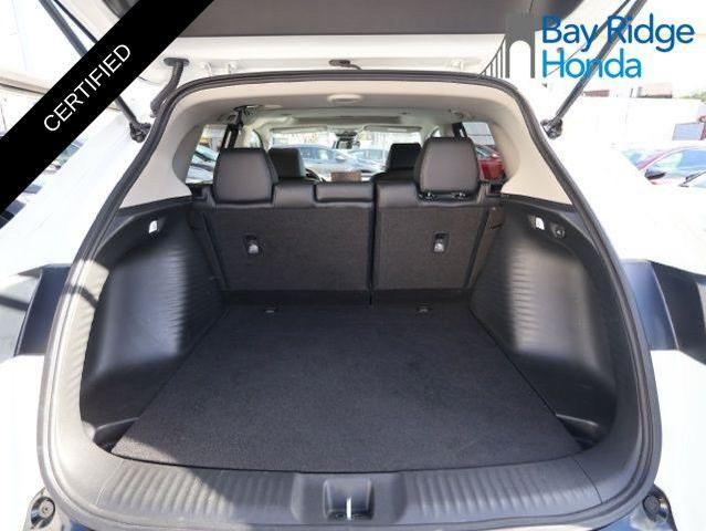 Photo of 2023 Platinum White Pearl Honda HR-V