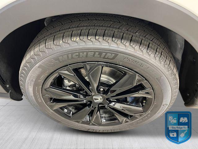 Photo of 2026 Platinum Honda CR-V Hybrid