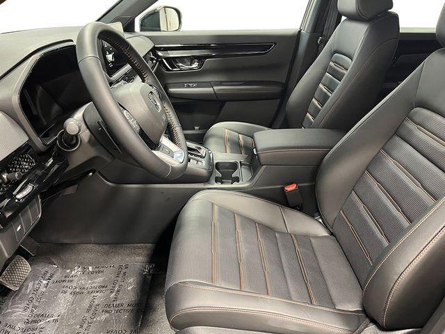 Photo of 2026 Platinum Honda CR-V Hybrid