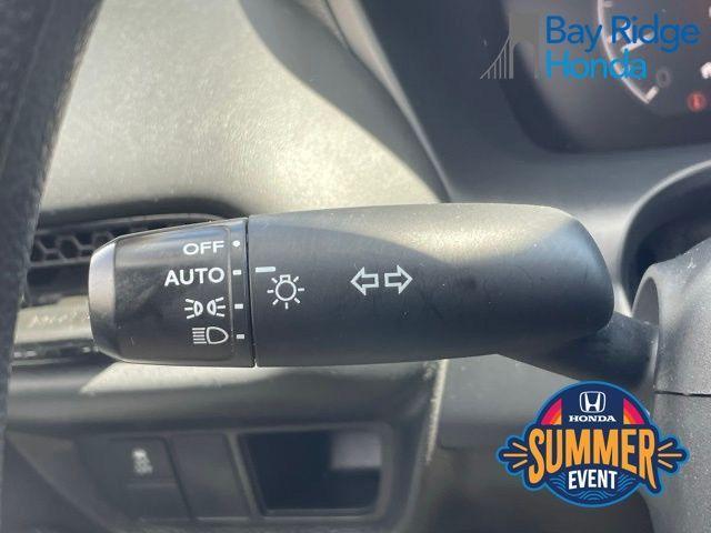Photo of 2023 Platinum White Pearl Honda HR-V