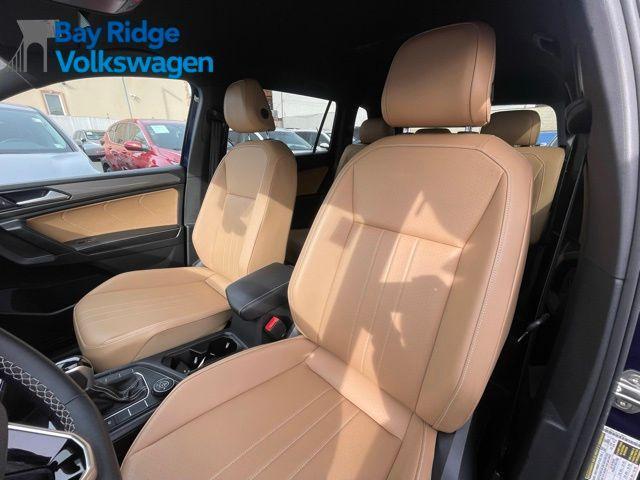 Photo of 2022 Atlantic Blue Volkswagen Tiguan
