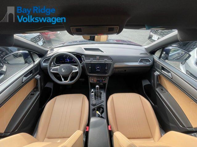 Photo of 2022 Atlantic Blue Volkswagen Tiguan