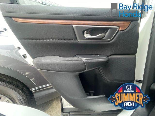 Photo of 2022 Platinum White Pearl Honda CR-V