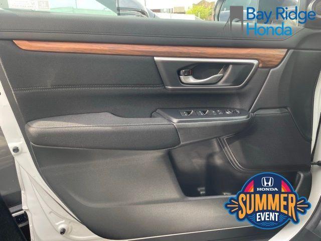 Photo of 2022 Platinum White Pearl Honda CR-V