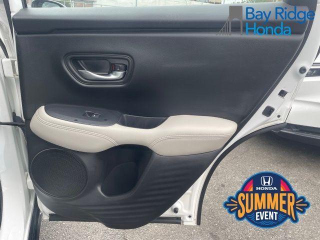 Photo of 2023 Platinum White Pearl Honda HR-V