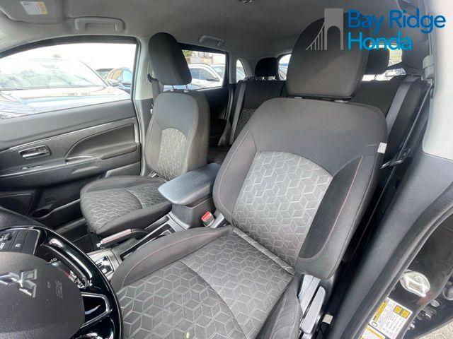 Photo of 2022 Labrador Black Pearl Mitsubishi Outlander Sport