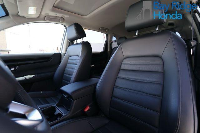 Photo of 2023 Platinum White Pearl Honda CR-V