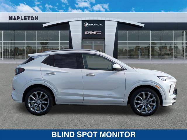 Photo of 2025 White Frost Tricoat Buick Encore GX