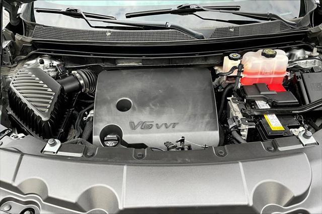 Photo of 2023 Sterling Gray Metallic Chevrolet Traverse