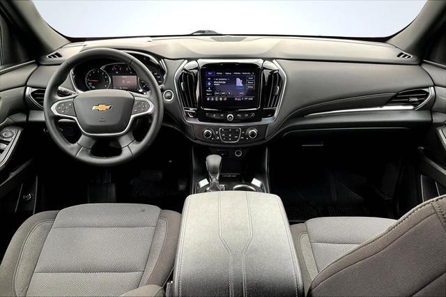 Photo of 2023 Sterling Gray Metallic Chevrolet Traverse