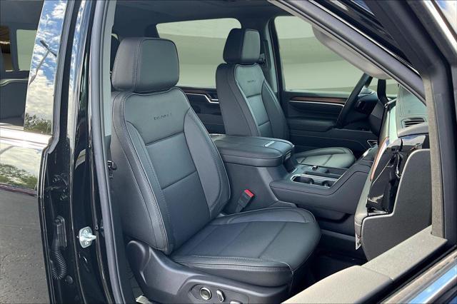 Photo of 2025 Onyx Black GMC Sierra 2500