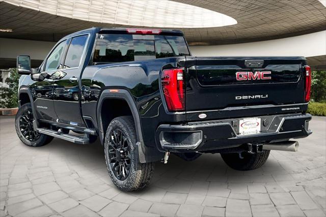 Photo of 2025 Onyx Black GMC Sierra 2500