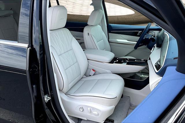 Photo of 2025 Ebony Twilight Metallic Buick Enclave
