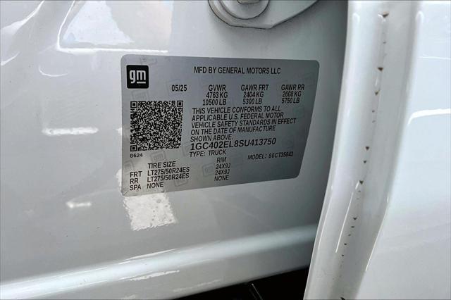 Photo of 2025 Summit White Chevrolet Silverado EV