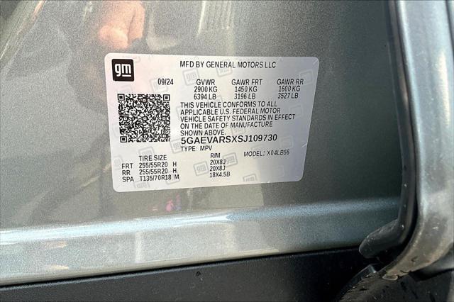 Photo of 2025 Moonstone Gray Metallic Buick Enclave