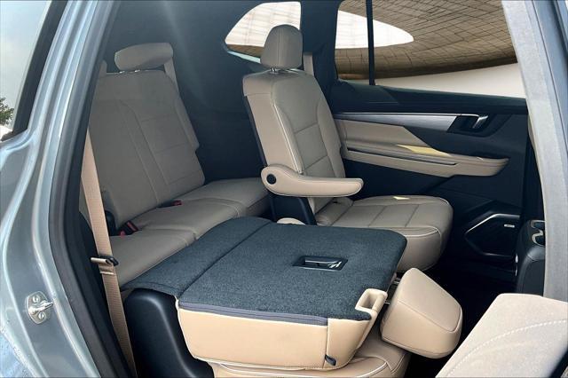 Photo of 2025 Moonstone Gray Metallic Buick Enclave