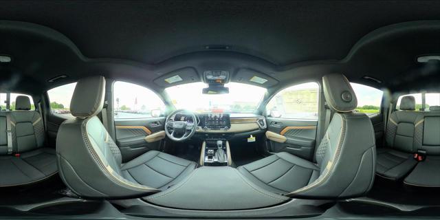 Photo of 2025 Onyx Black GMC Canyon
