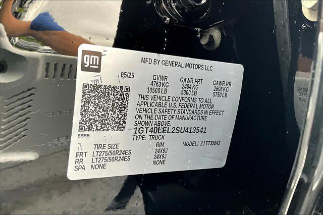 Photo of 2025 Onyx Black GMC Sierra EV