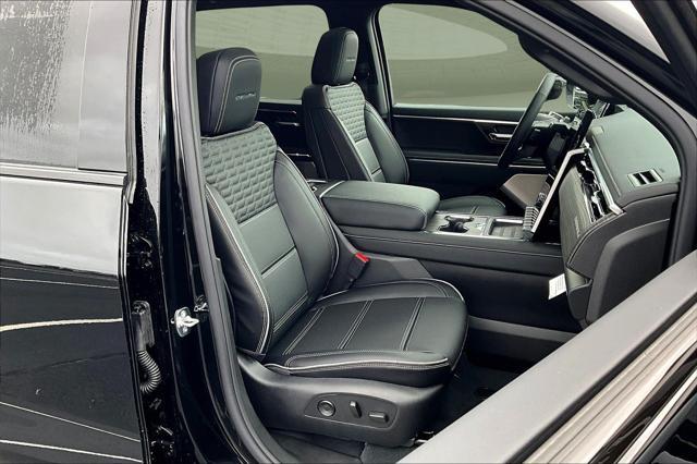 Photo of 2025 Onyx Black GMC Sierra EV