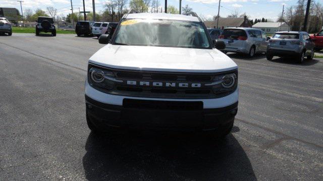 Photo of 2021 Oxford White Ford Bronco Sport
