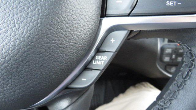 Photo of 2025 Bright White Clearcoat RAM 1500