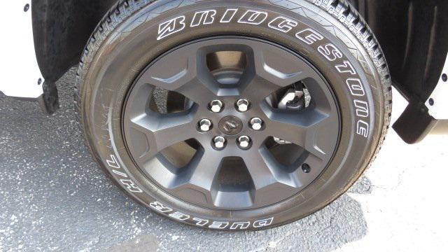 Photo of 2025 Bright White Clearcoat RAM 1500