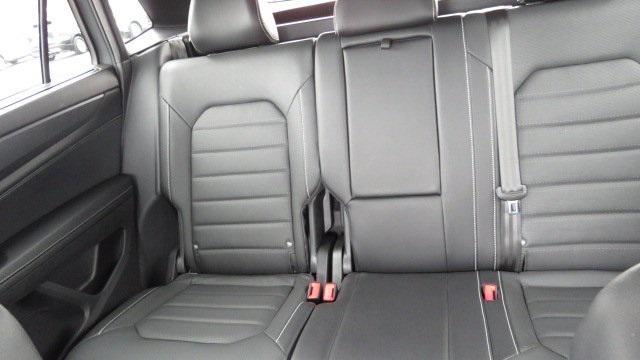 Photo of 2024 Gray Volkswagen Atlas Cross Sport