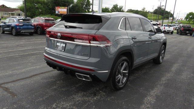 Photo of 2024 Gray Volkswagen Atlas Cross Sport