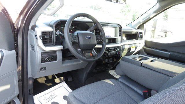 Photo of 2025 Carbonized Gray Metallic Ford F-350