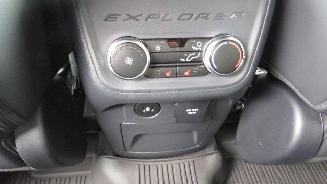 Photo of 2025 Agate Black Metallic Ford Explorer