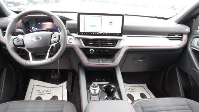 Photo of 2025 Agate Black Metallic Ford Explorer