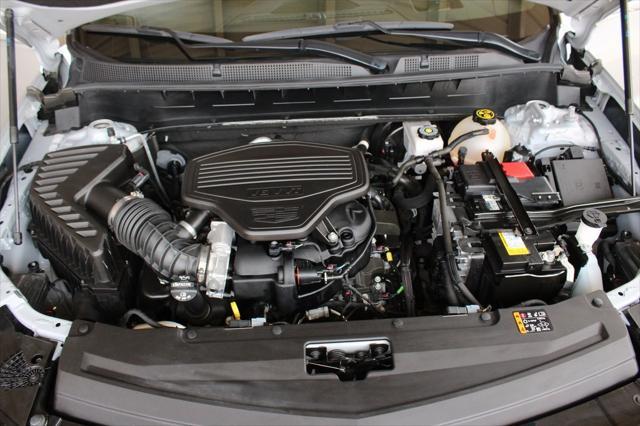 Photo of 2020 Radiant Silver Metallic Cadillac XT6
