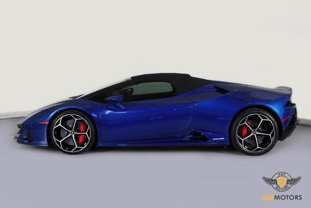 Photo of 2020 Blue Lamborghini Huracan EVO