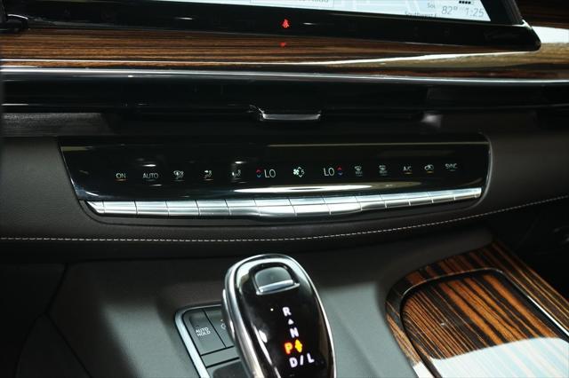Photo of 2023 Crystal White Tricoat Cadillac Escalade ESV