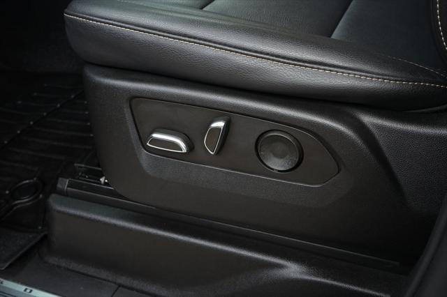 Photo of 2023 Crystal White Tricoat Cadillac Escalade ESV