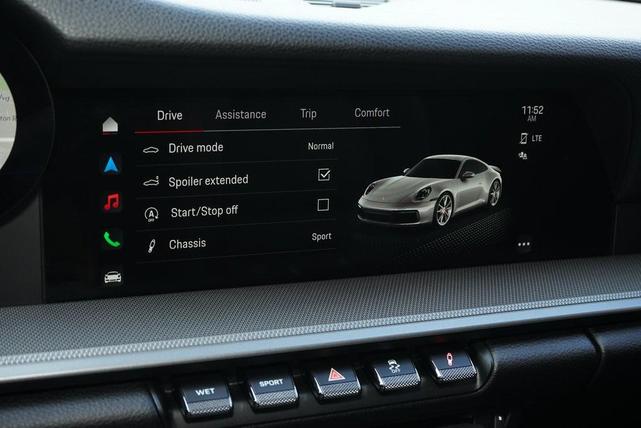 Photo of 2022 Black Porsche 911