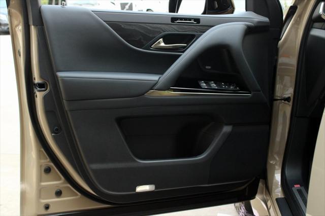 Photo of 2025 Earth Lexus LX 700h