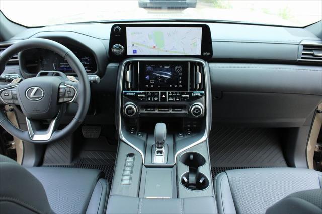 Photo of 2025 Earth Lexus LX 700h