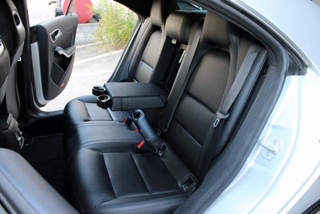 Photo of 2015 Silver Mercedes-Benz CLA-Class