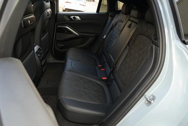 Photo of 2024 Gray BMW X6