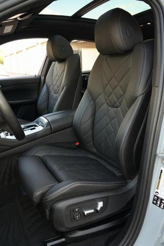 Photo of 2024 Gray BMW X6
