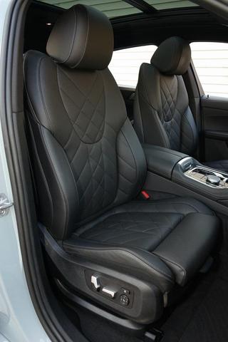 Photo of 2024 Gray BMW X6
