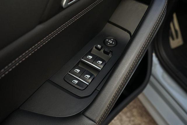 Photo of 2024 Gray BMW X6