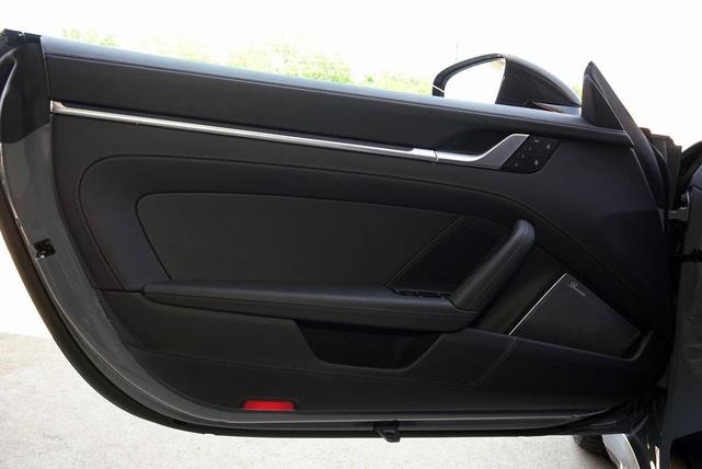 Photo of 2024 Gray Porsche 911