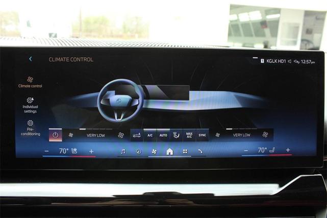 Photo of 2024 White BMW 530