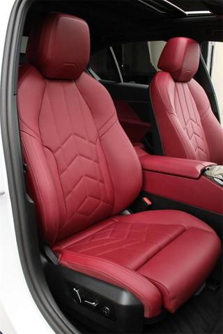 Photo of 2024 White BMW 530