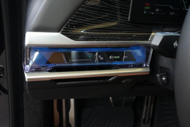 Photo of 2024 Carbon Black BMW 740